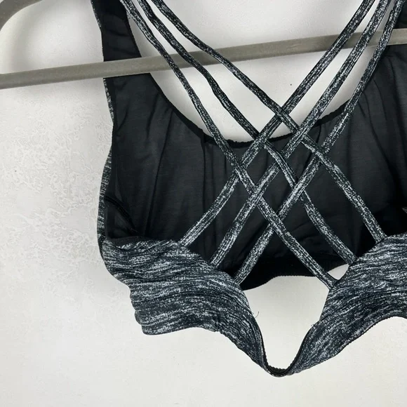 Victoria’s Secret Sport VSX Sports Bra Gray Strappy Logo Yoga Workout Medium - Picture 5 of 11